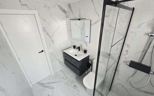 Dream Beach 1 BR Apartment Terrace Dining Pool