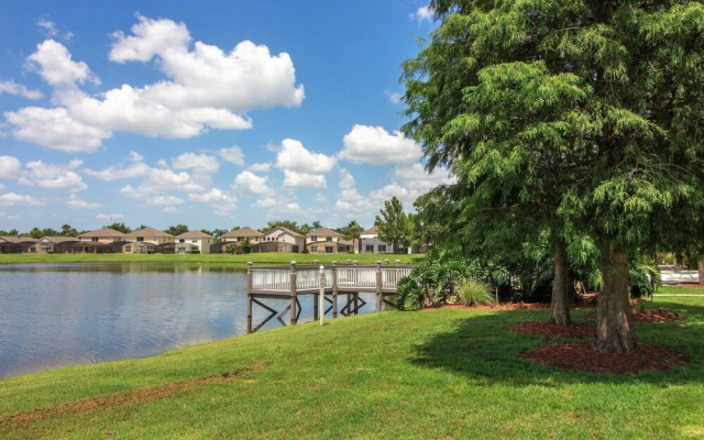 Lake View House 4 Bedroom