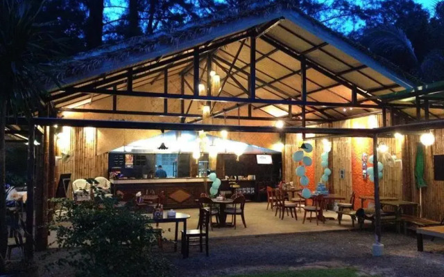 J2B Beach Bungalows