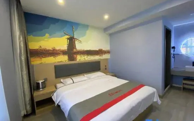 Junyi Chain Hotel (Xiong County)