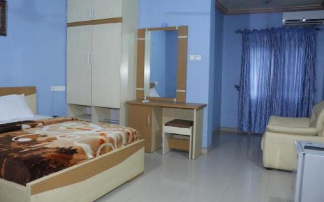 Chisam Suites Annex