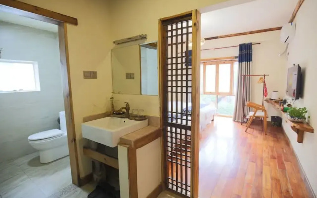ZhangJiaJie GuoKe Inn