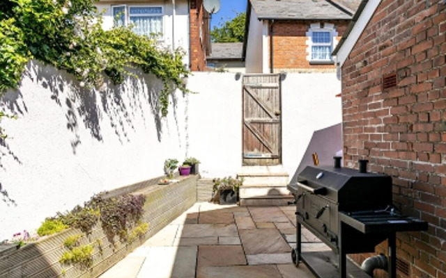The Terrace - Light Bright Characterful Near Beaches