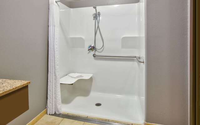 La Quinta Inn & Suites by Wyndham Little Rock - Bryant