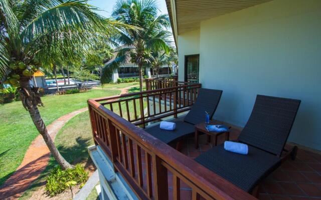 The Nouveau Chumphon Beach Resort & Golf