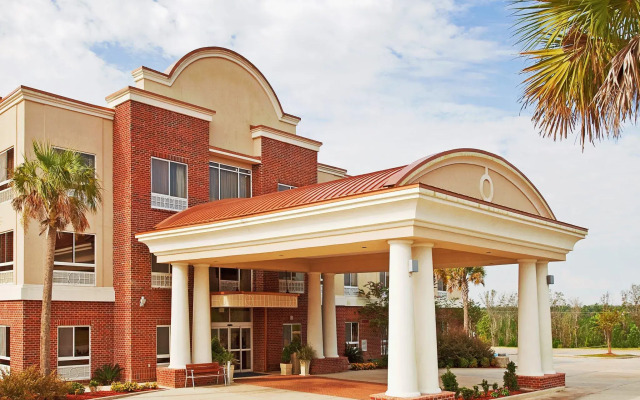 Holiday Inn Express Lucedale by IHG