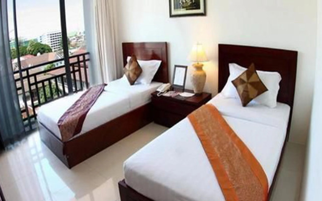 Sabaidee at Lao Hotel