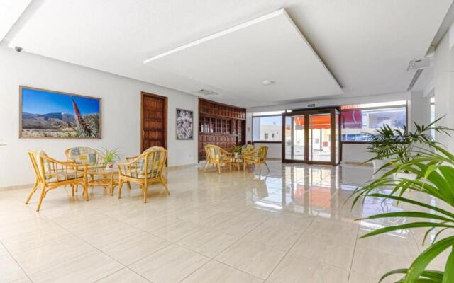 arenas negra 1-Bed Apartment SEa View