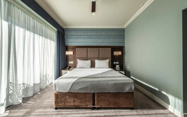 Wivenhoe House Hotel