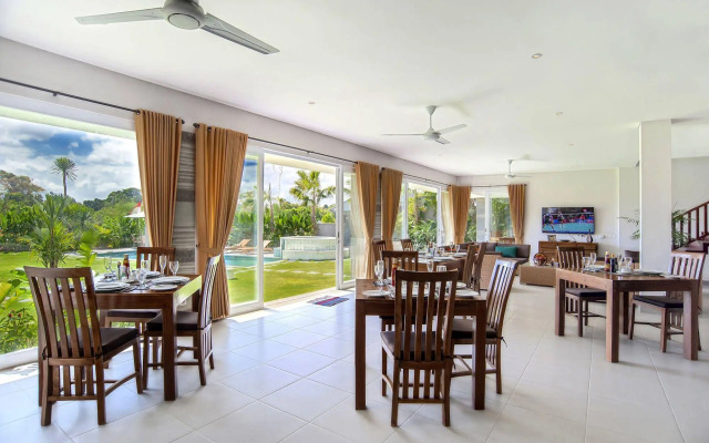 Villa Yenian by Villa Finder