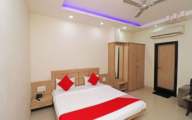 OYO 6993 Hotel Rk Residency