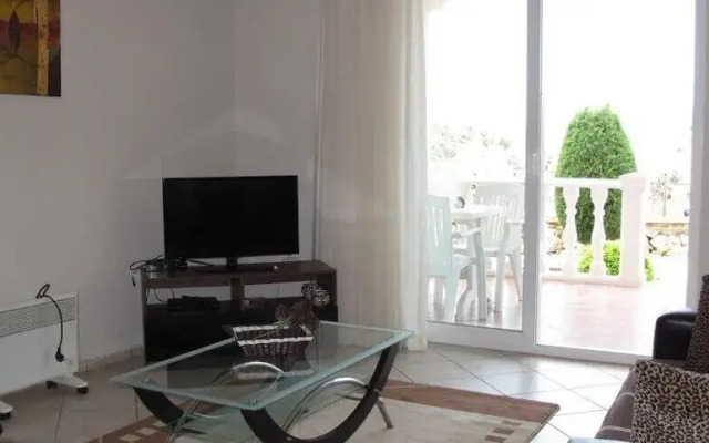 Villa TH17 by JoyLettings