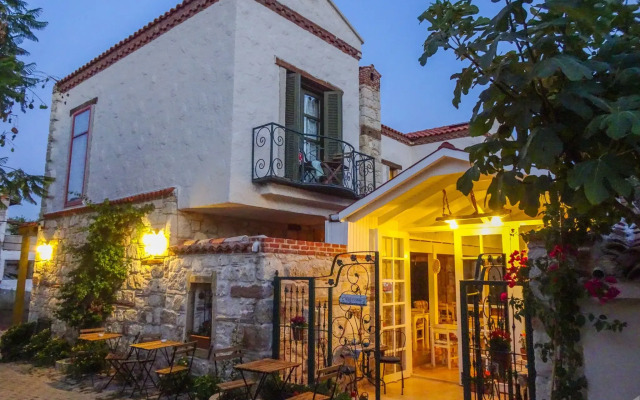 Lunar Butik Hotel Alaçatı