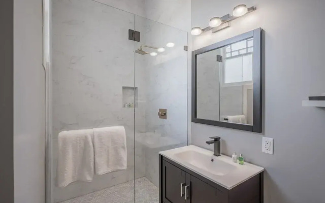The George Luxury Boutique Inn