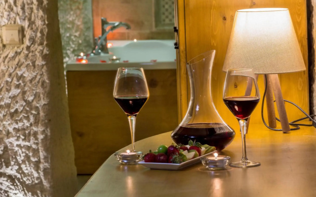 Azure Cave Suites