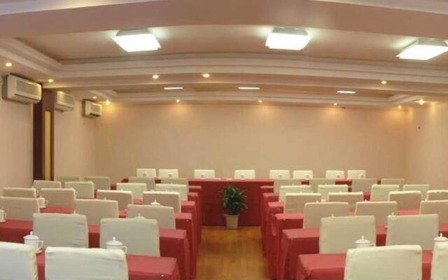 Nanyang Wangfu Hotel