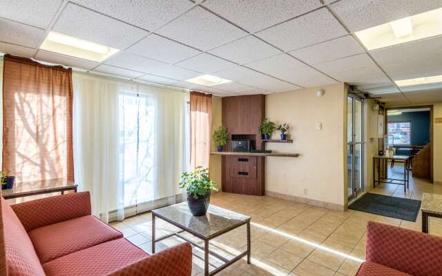 Motel 6 Eau Claire, WI