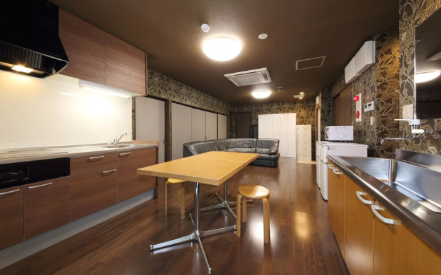 Guest house TIGA - Hostel