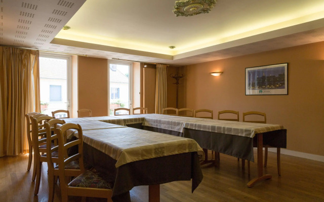 The Originals City, Hôtel de France