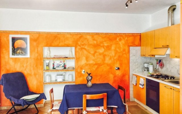 Arancio Apartment in the Centre of Verbania Intra