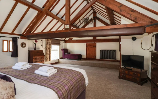 Old Roost Farmhouse