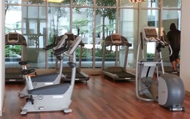 Regalia Residence @ KLCC View Sky Pool by MC