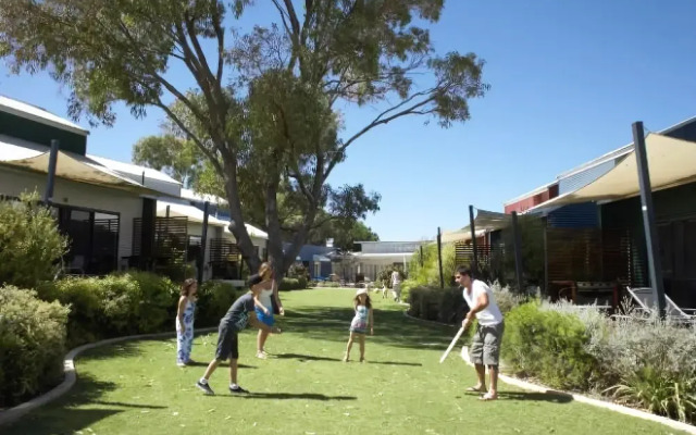 Footprints Preston Beach
