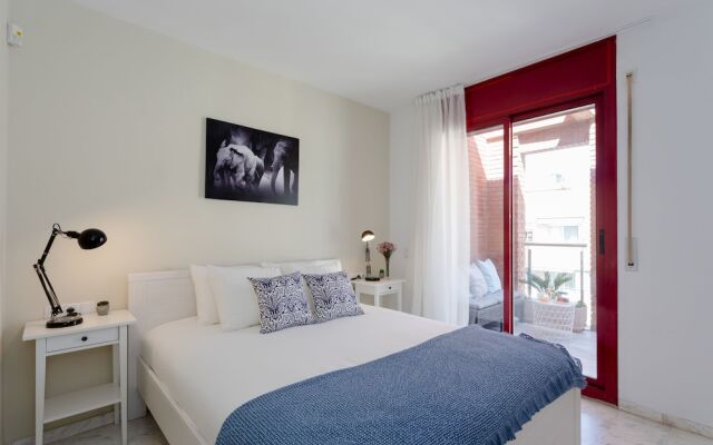 Unique Rentals - Stylish Seafront Duplex