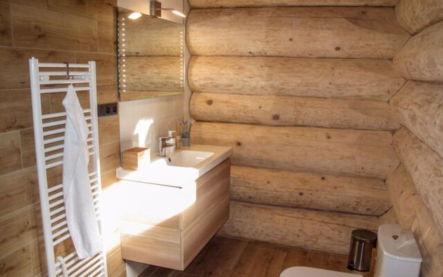 Chalet Srub Kuří Benesov nad Cernou
