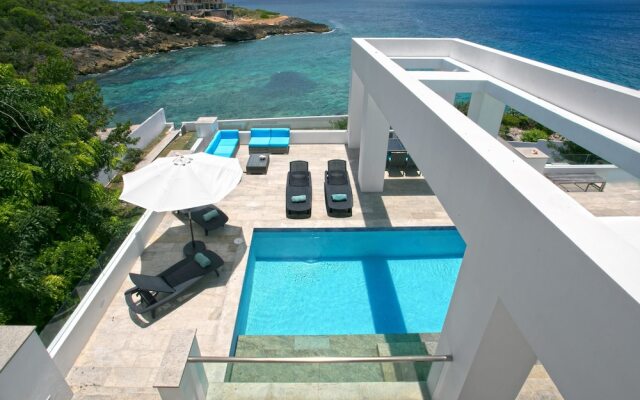 Villa Tasha