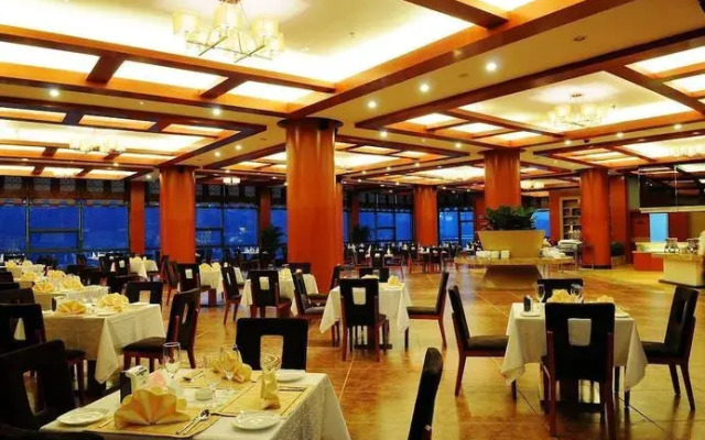 International Golf Resort Hotel