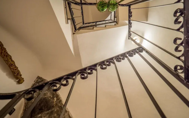 Refilea Sea View Tower Villa