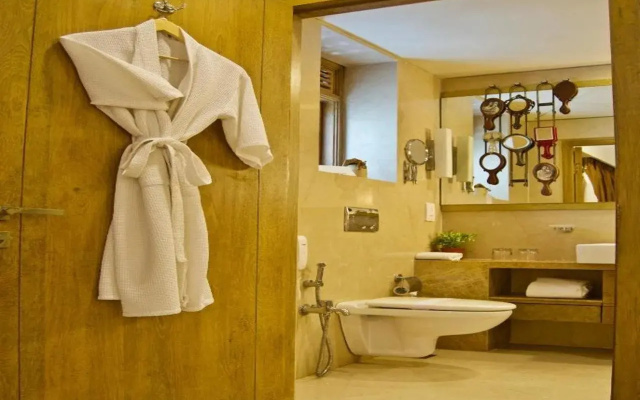 Le Sutra Hotel