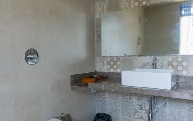 Jomo Resort