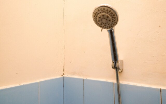 RedDoorz near Plaza Ambarrukmo Yogyakarta