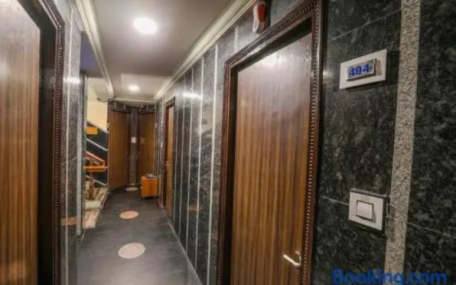 OYO Hotel Sitara Grand