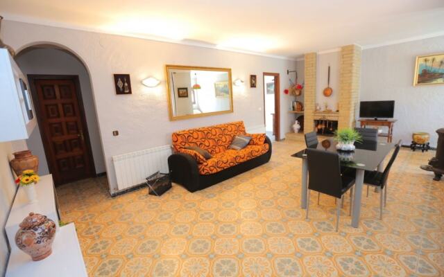 Villa Tranquila Para 8 Personas en Cambrils