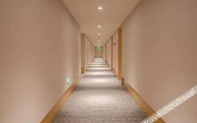 JI Hotel (Hangzhou Xianghu Wanda Zhong Road)