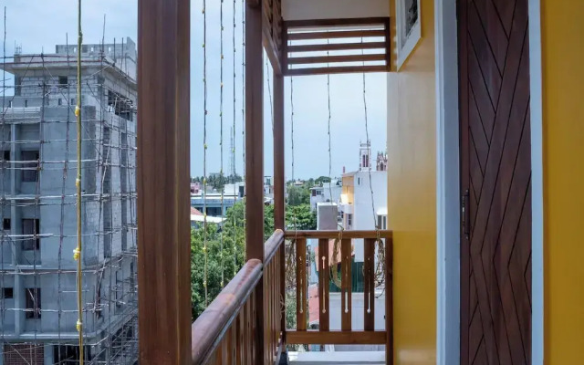 Le Suresh Residency
