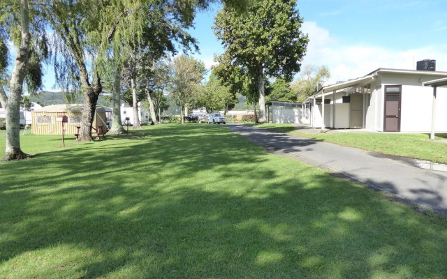 Harbourside Holiday Park