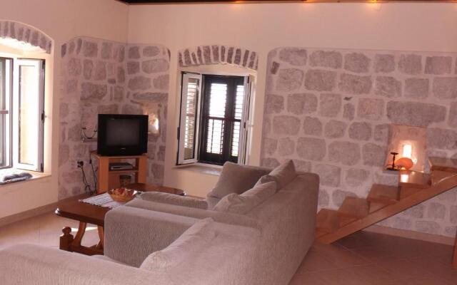 Gudelj Apartments