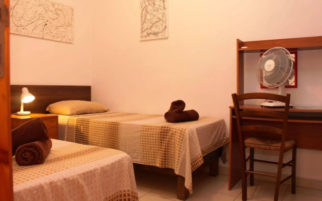Spinola Bay Apartment by Getaways Malta