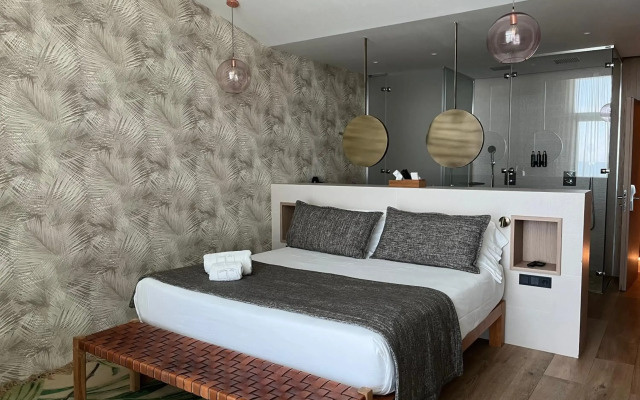 Hotel Tropical Gava Mar