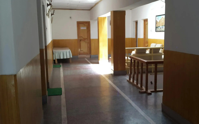 Skyland Guest House