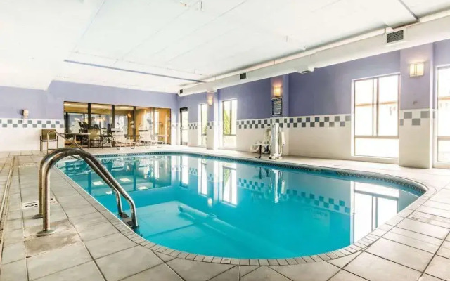 Holiday Inn Express Cincinnati-Lawrenceburg