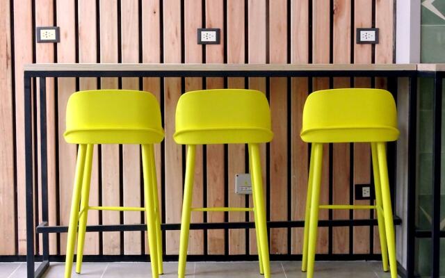 Apart Hotel el Jardin de los Presentes