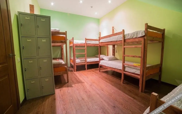 Crazy Dog Hostel — фото