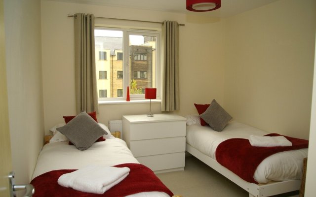 Blackburn Lodge 2-Bedroom Flat
