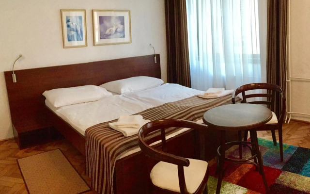 Hotel Grand Matej