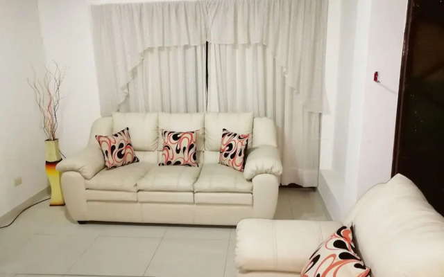 Maxy's Inn Hotel & Suite